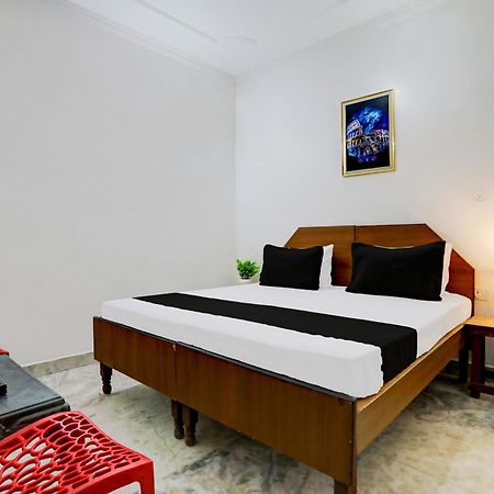 Super Hotel Live View Indraprast Exterior photo